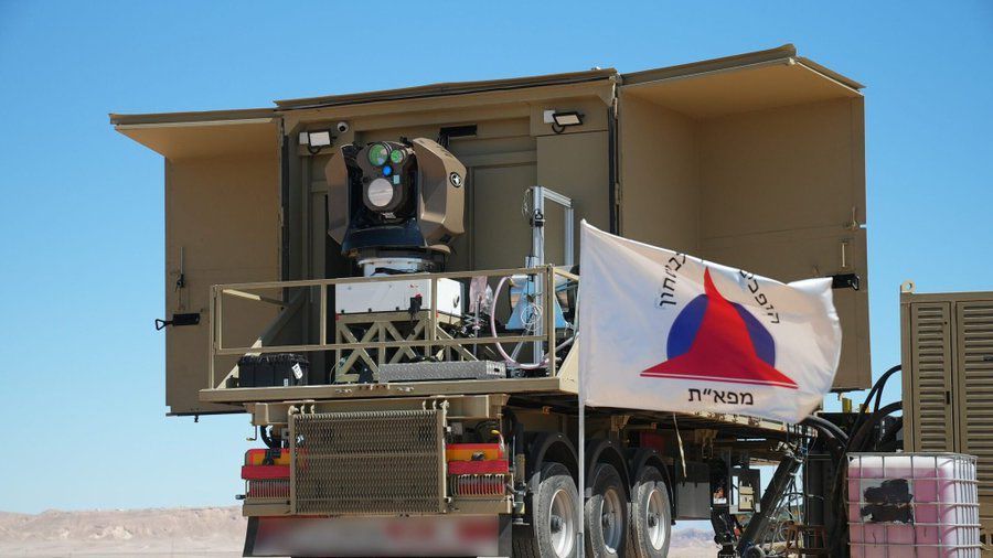 Iron Beam: Η «laser ασπίδα» που αλλάζει την εξίσωση της αεράμυνας. Ανοιχτό το Ισραήλ να το αποδεσμεύσει στην Ελλάδα.